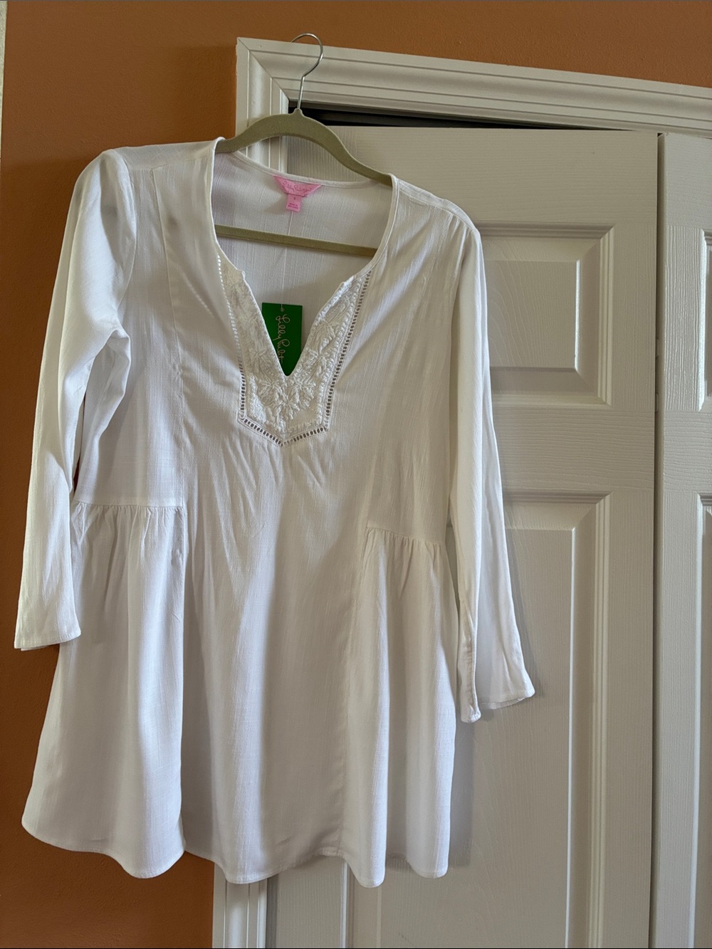 Lilly Pulitzer White Embroidered V-Neck Tunic